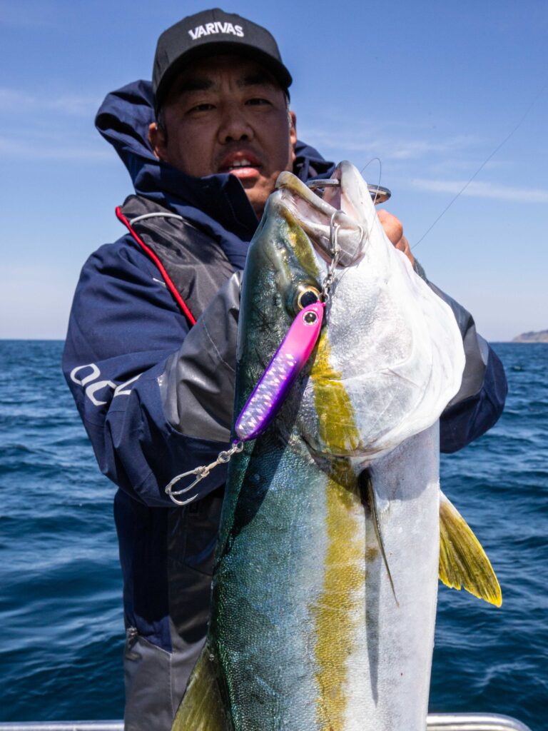 山形県酒田沖・飛島 春のヒラマサジギング｜獲るためのライン選択